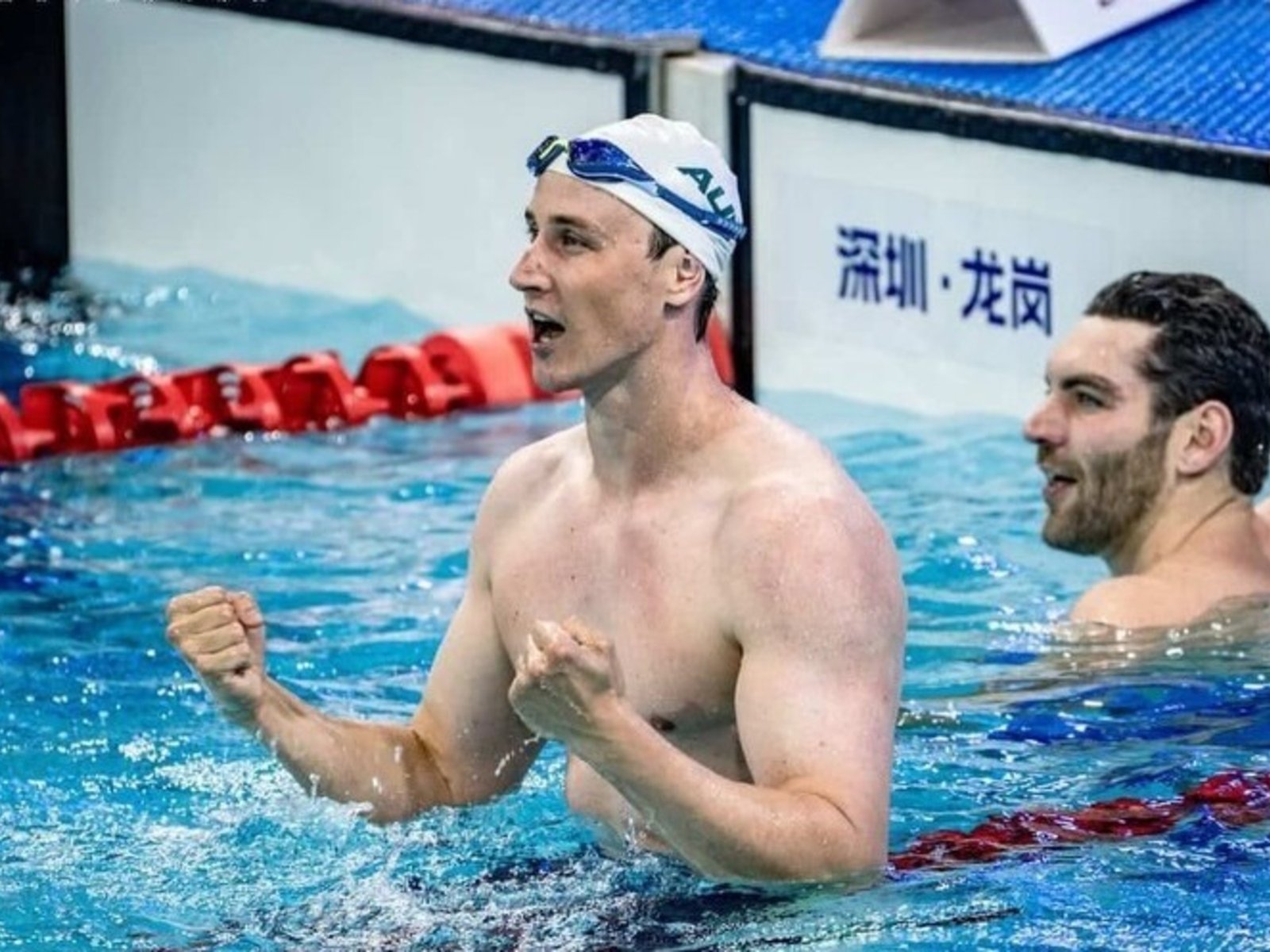 rompió el récord mundial de los 50 metros libre que arrastraba más de 16 años de polémicas por los supertrajes