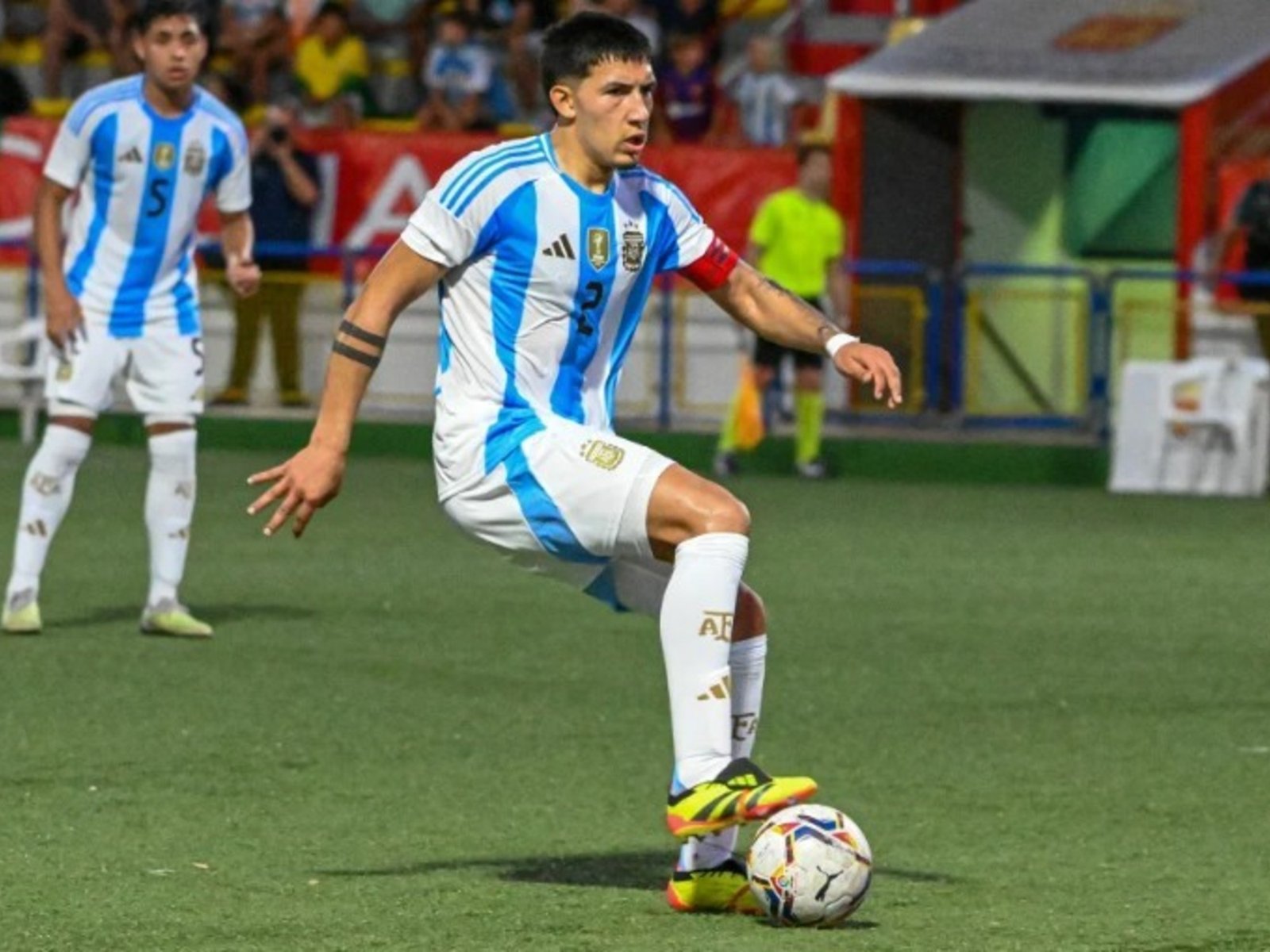 se cambió el apellido por una promesa de corazón que pudo cumplir