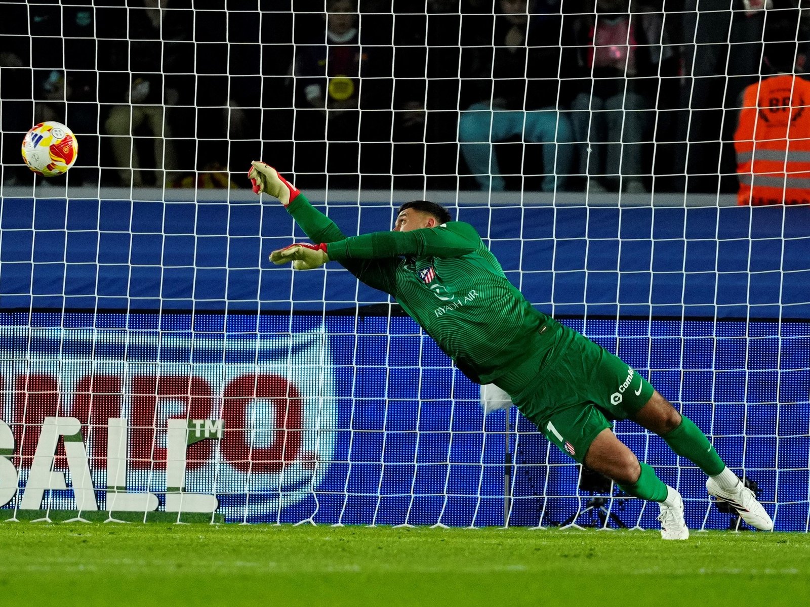 su actuación consagratoria para meter al Atlético en la final de la Copa del Rey