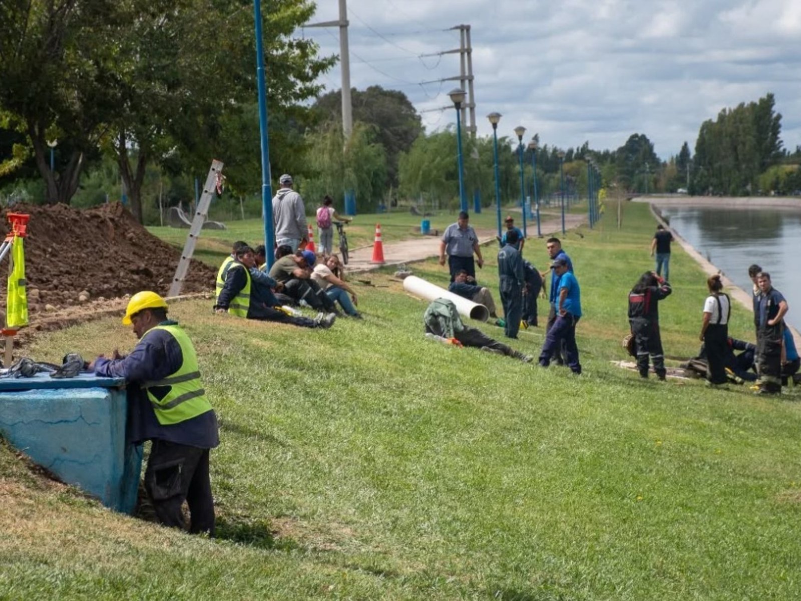 trabajaba en una obra cloacal y murió al quedar atrapado luego de un derrumbe