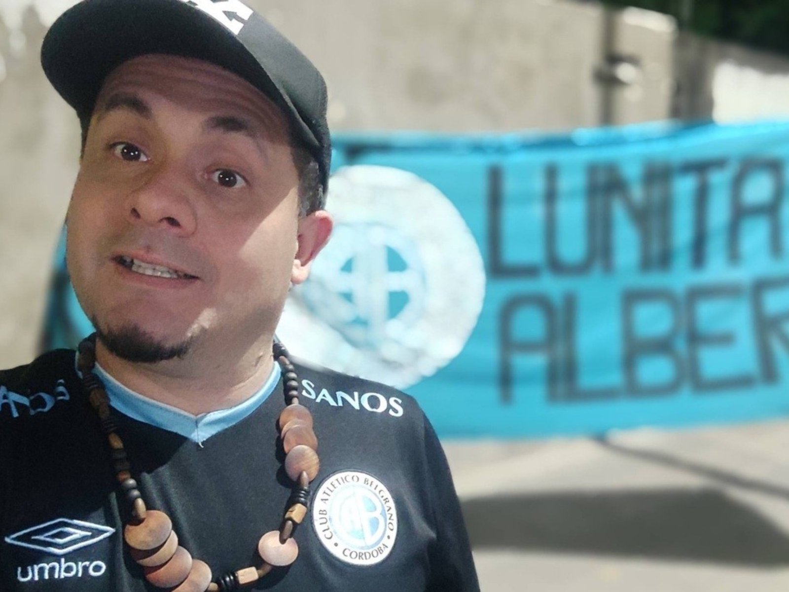 un hombre encontró $ 37.000.000 y los devolvió, pero se indignó con la recompensa y mandó una carta documento