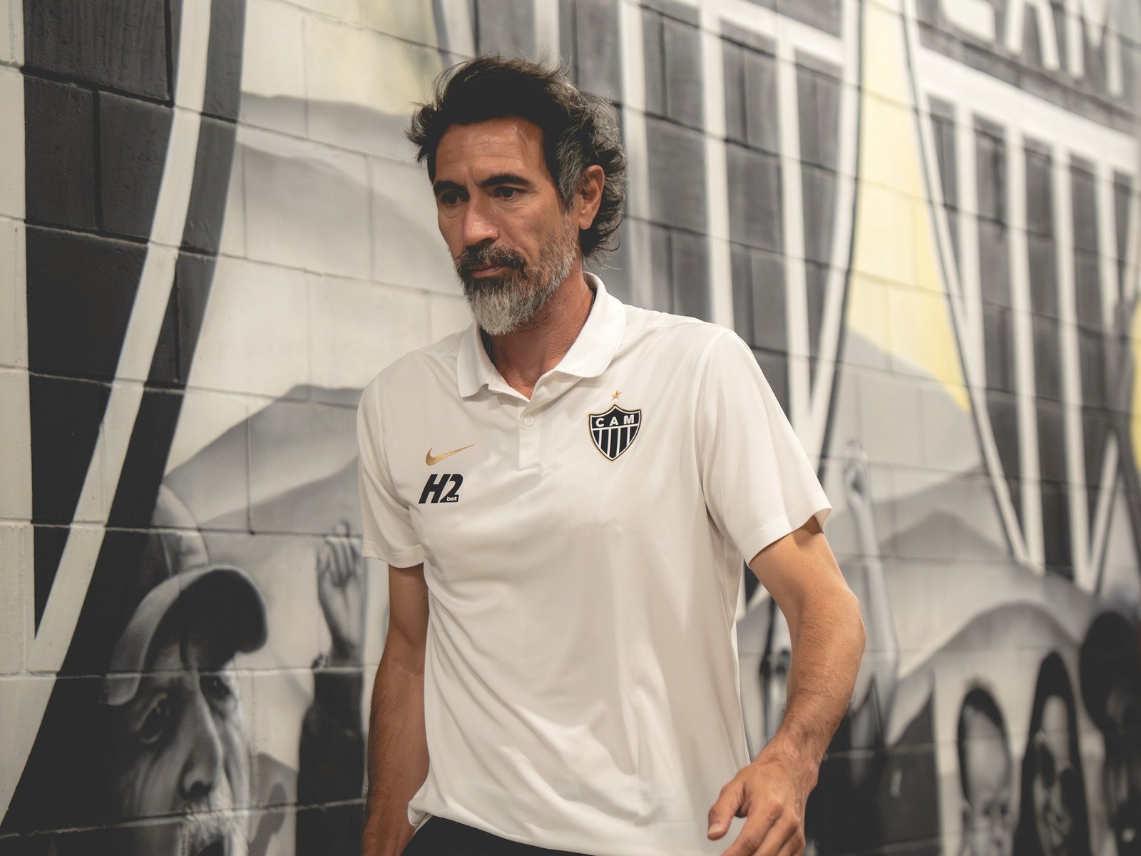 Duro golpe para Domínguez: Flamengo goleó 4 a 0 a Atlético Mineiro :: Olé