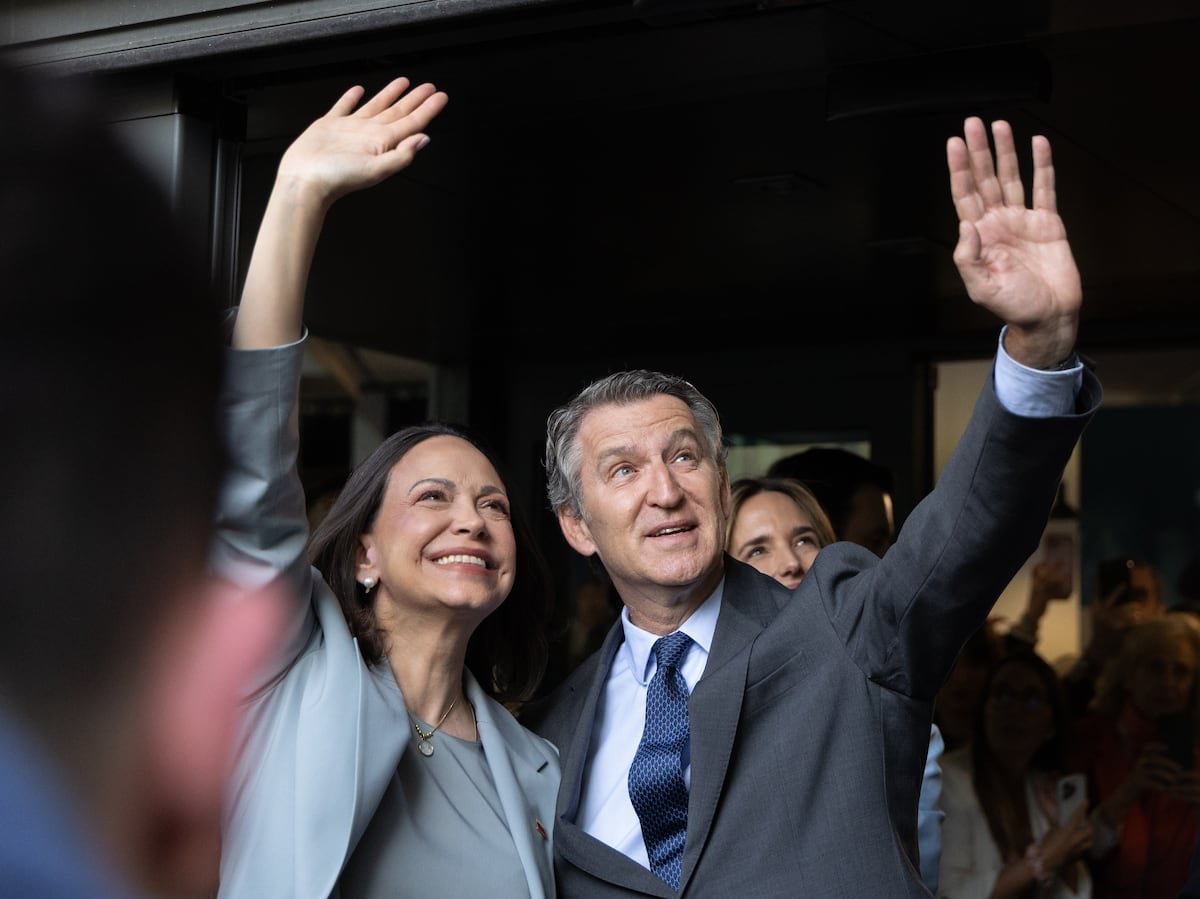 El PP recibe a María Corina Machado con todos los honores en la sede de Génova: “¡Valiente!" | España