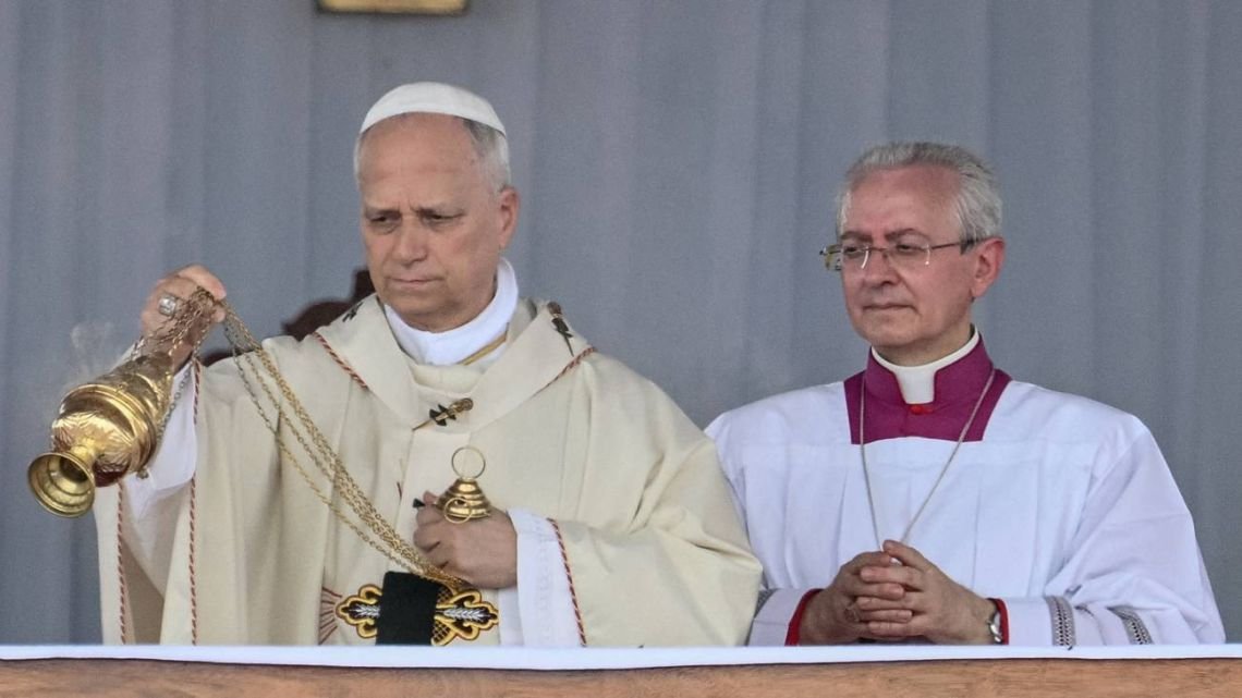 El Papa León XIV "combativo" fustigó a quienes "acaparan" frente "a quienes no tienen nada para comer"