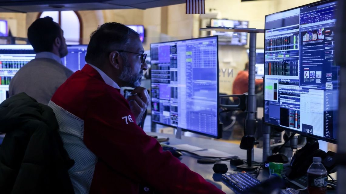 El petróleo se disparó otra vez y Wall Street abrió en rojo por la guerra