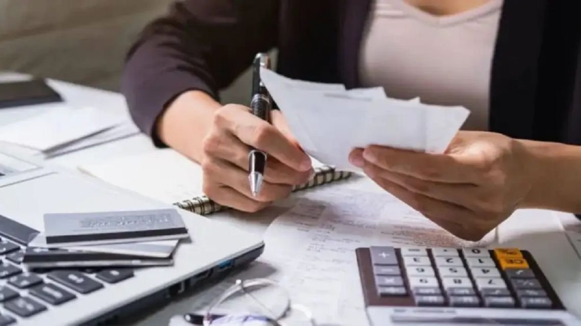 En “QR!”, Kelly Olmos advirtió: “El endeudamiento de las familias se vuelve una carga cada vez más pesada”