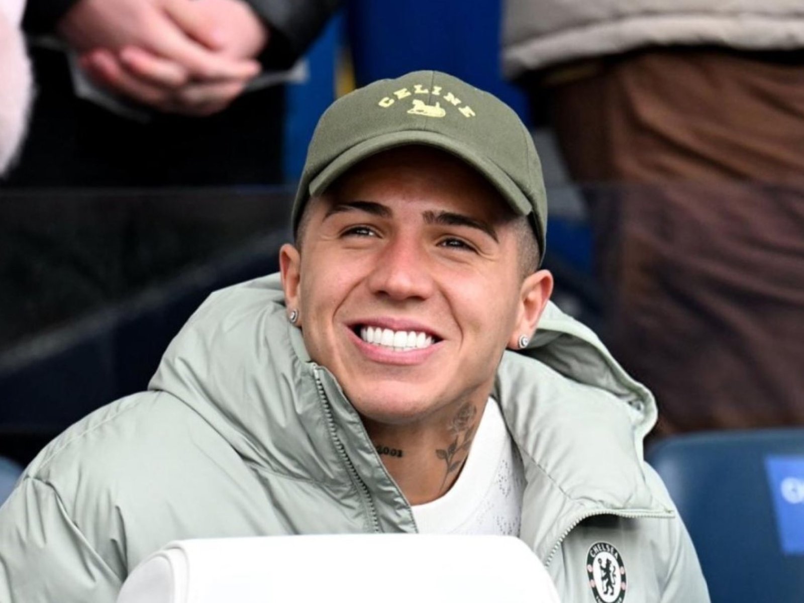 Enzo Fernández reavivó los rumores de un posible pase al Real Madrid con un inesperado viaje a la capital española