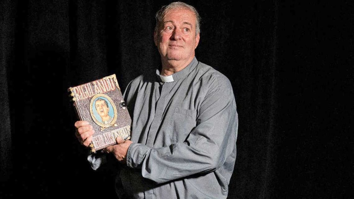 Fabio Alberti: “Mi humor nace en la palabra”