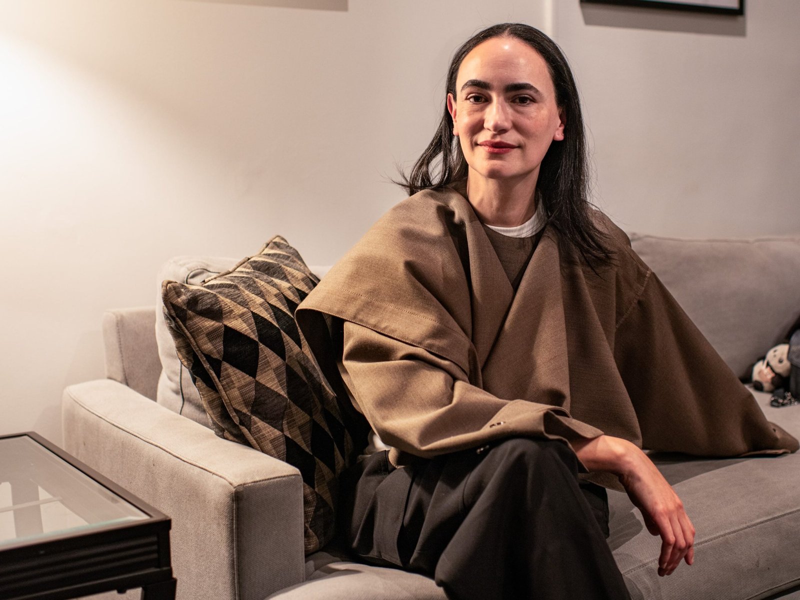 Frida Escobedo en el green room del Museo de Arte Metropolitano de Nueva York.
