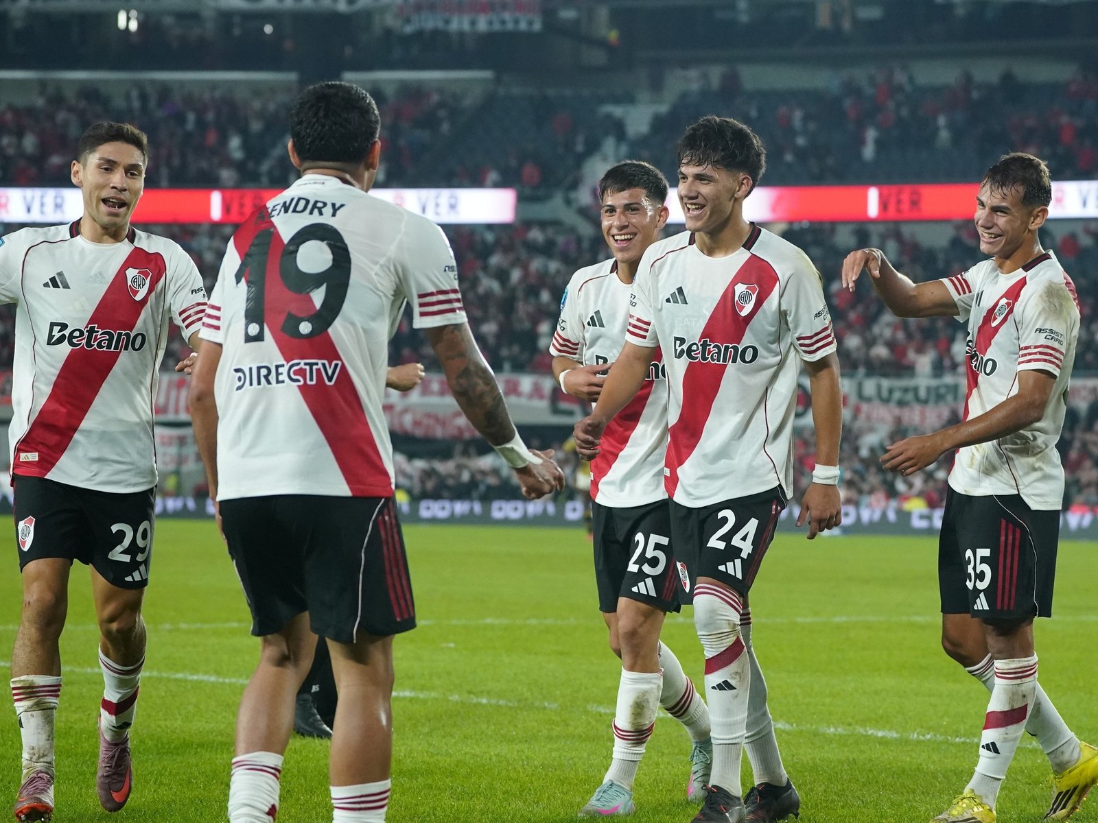 Independiente podría chocar con River pero antes se juega la clasificación con San Lorenzo