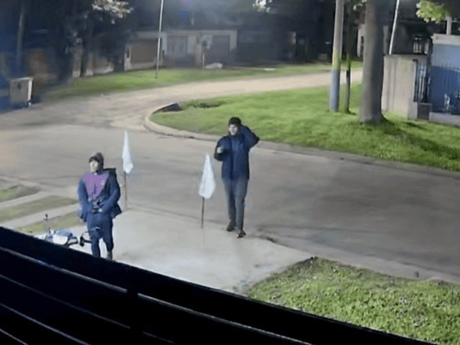 Intentó evitar un robo en su casa, le cortaron un dedo con un machete y golpearon a su madre no vidente de 84 años