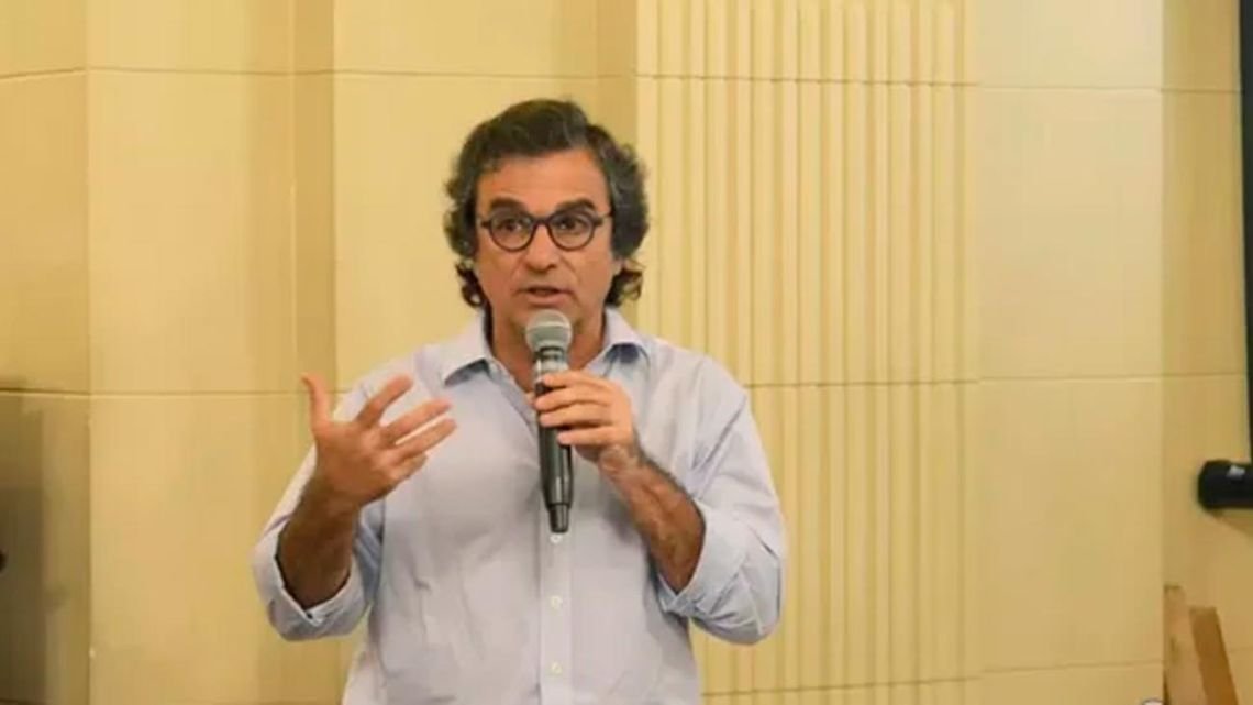 "Me equivoqué": Carlos Frugoni admitió que no declaró siete propiedades en Miami