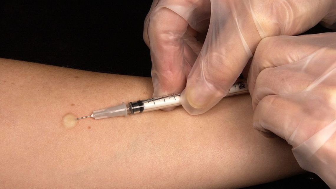 Oscar Atienza: "Todas las enfermedades evitables por vacuna están en aumento"