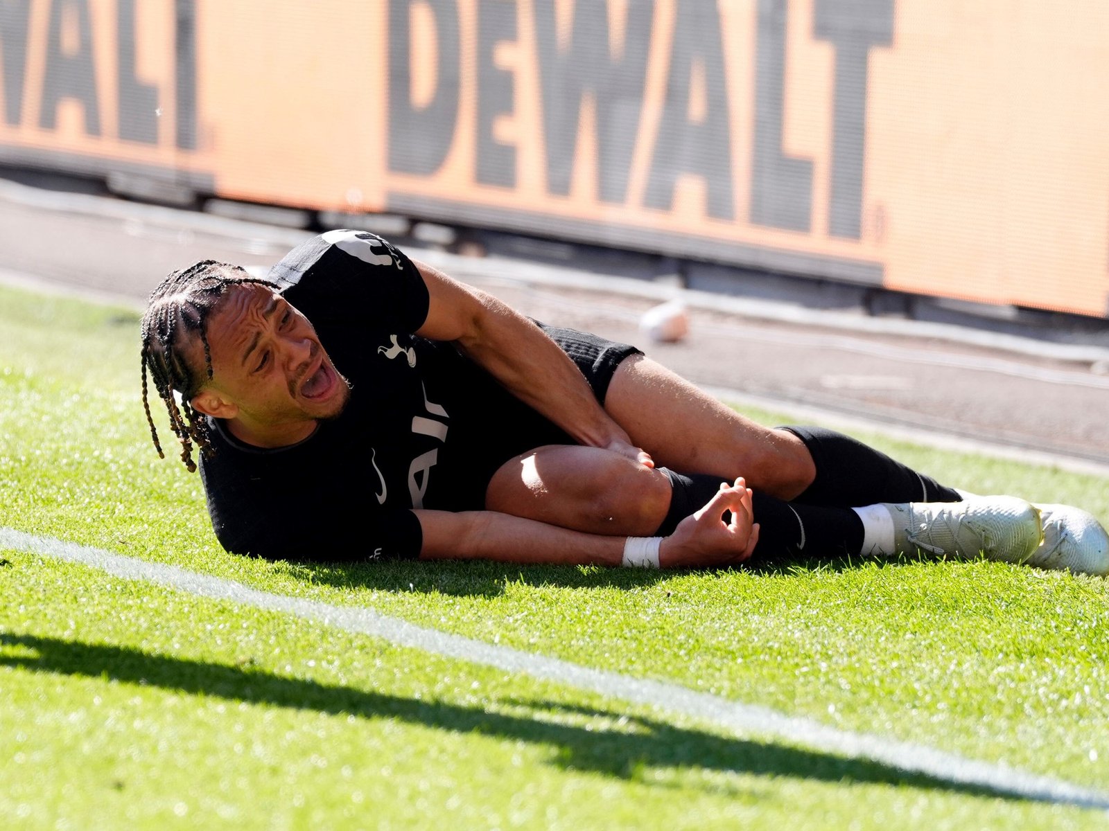 Países Bajos sufre por el compañero del Cuti Romero en el Tottenham