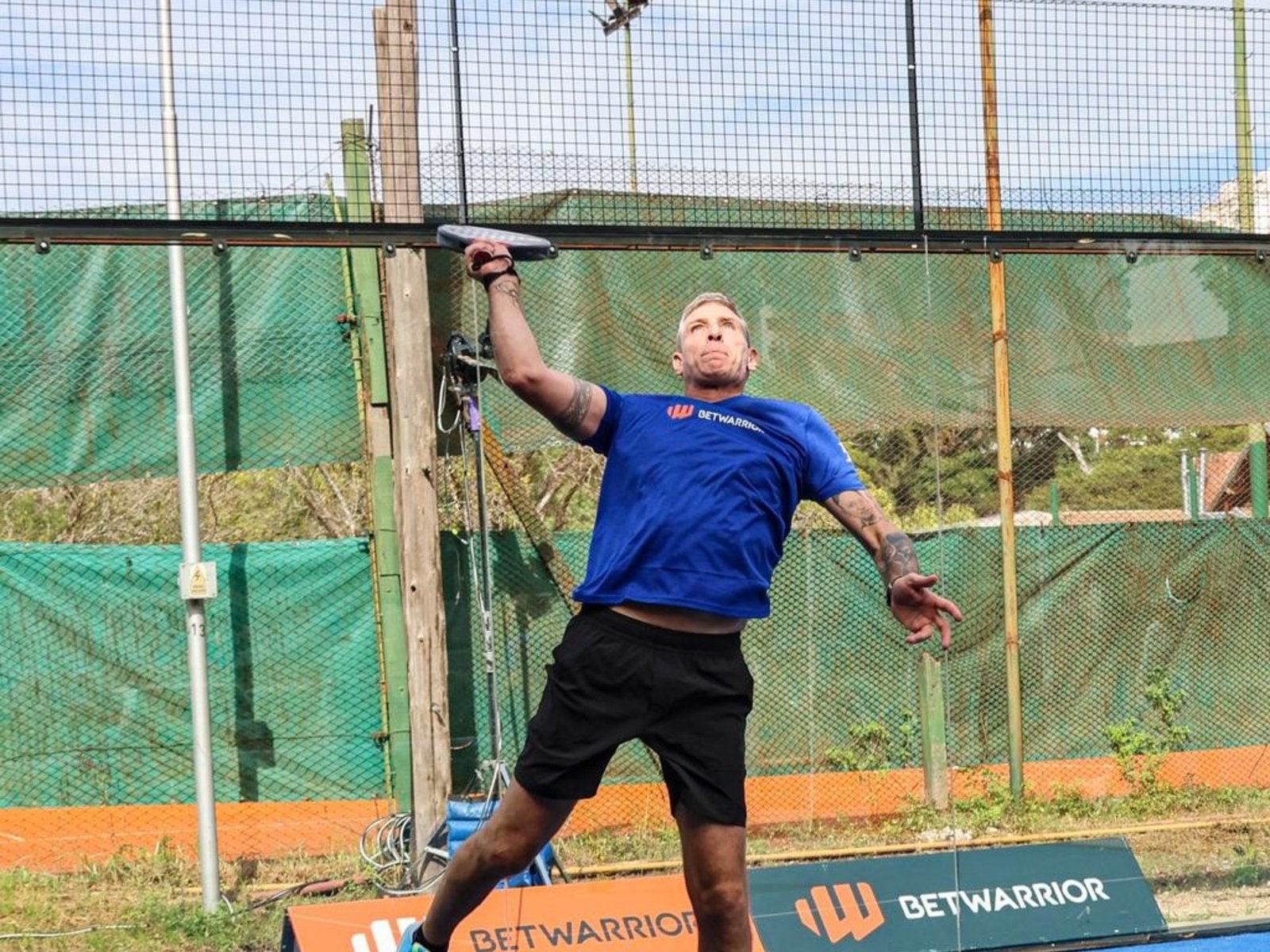 Palermo debutó en un torneo de pádel de futbolistas. Mirá quiénes fueron los campeones... :: Olé