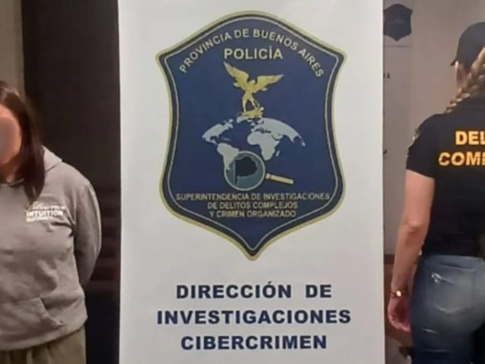 Se arrepintió y quedó libre la mujer que le robó la tarjeta de crédito a una compañera discapacitada para hacer compras navideñas