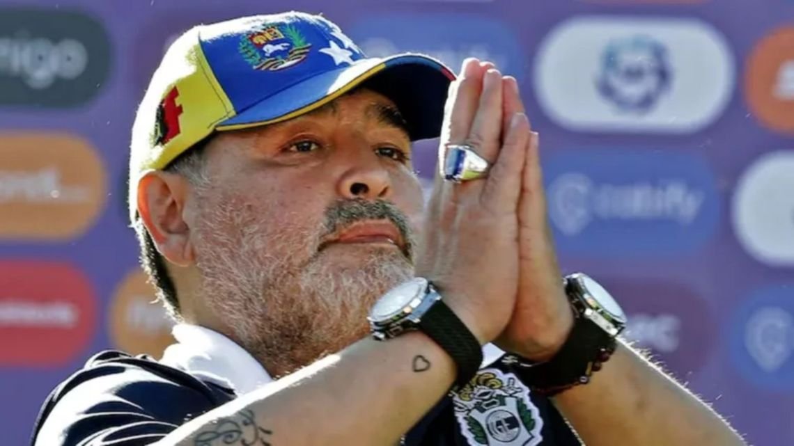 Segundo juicio por la muerte de Maradona: 7 acusados, 90 testigos y un debate previo sin legitimidad