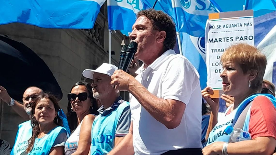 UEPC rechazará la tercera oferta de Llaryora y no se descarta un nuevo paro docente