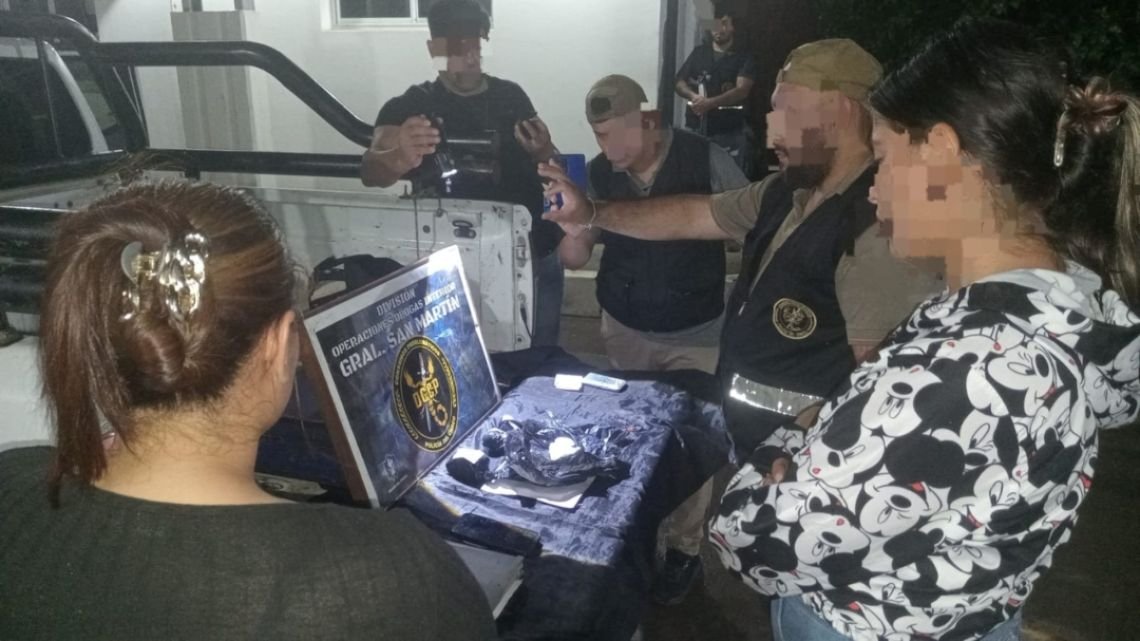 Una mujer fue detenida en Chaco con casi medio kilo de cocaína tras bajar de un colectivo