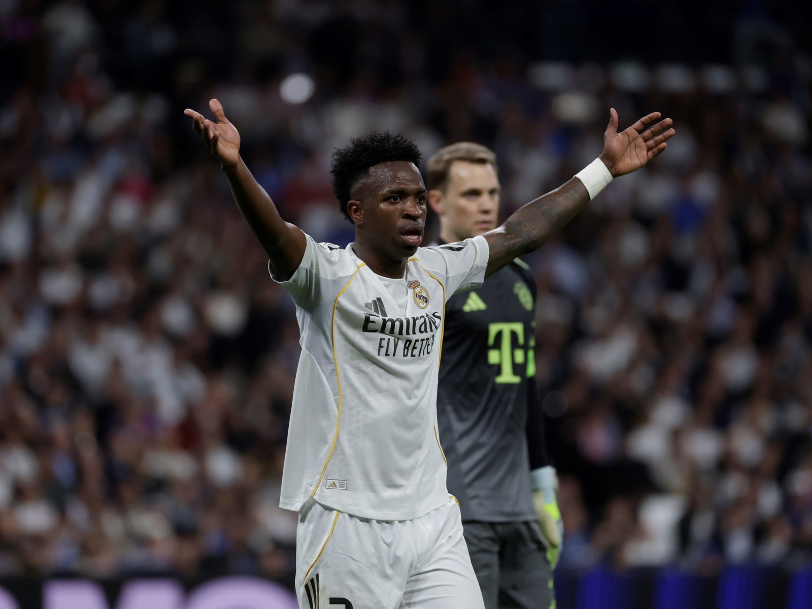 Vinicius Jr. tuvo una noche fatal ante el Bayern, recibió silbidos del Bernabéu y un ex Real Madrid lo destrozó: «Es horrible»