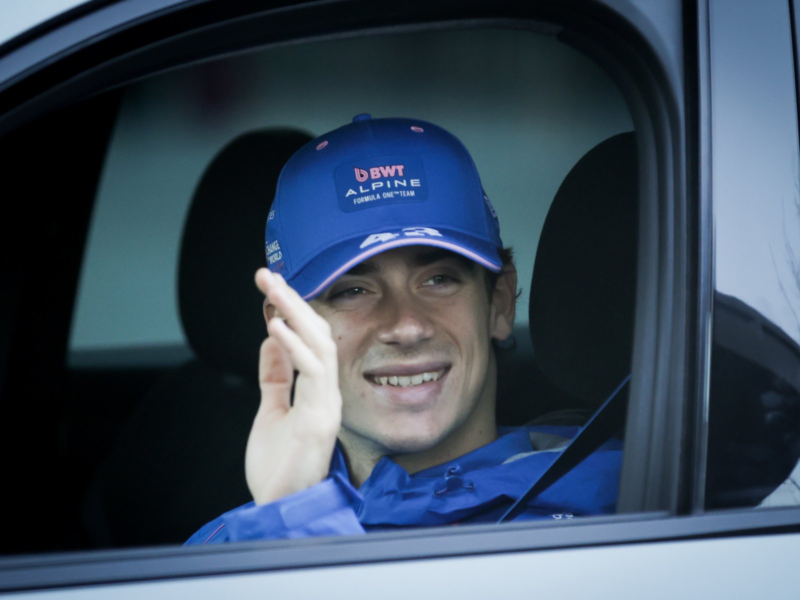 carisma de rockstar, guiños con Iván de Pineda y la frase que ilusiona