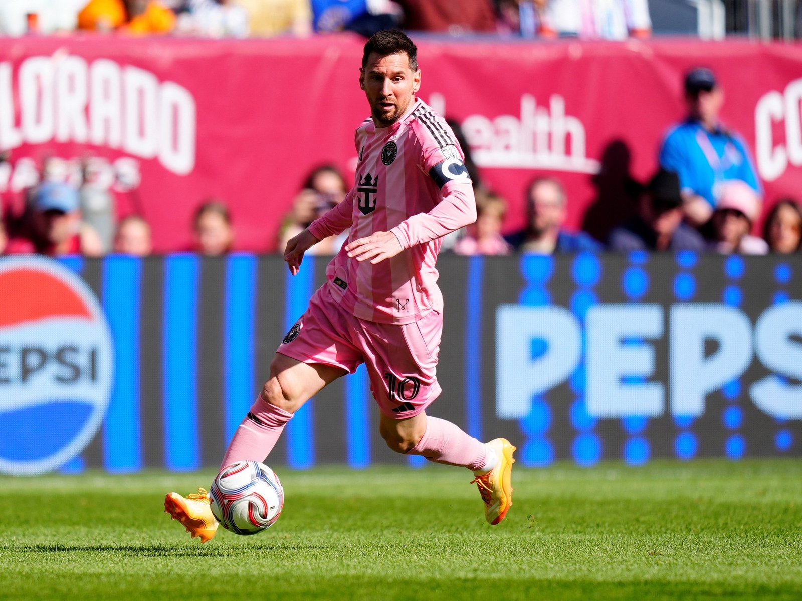 cuántos suma Leo tras su doblete ante Colorado Rapids