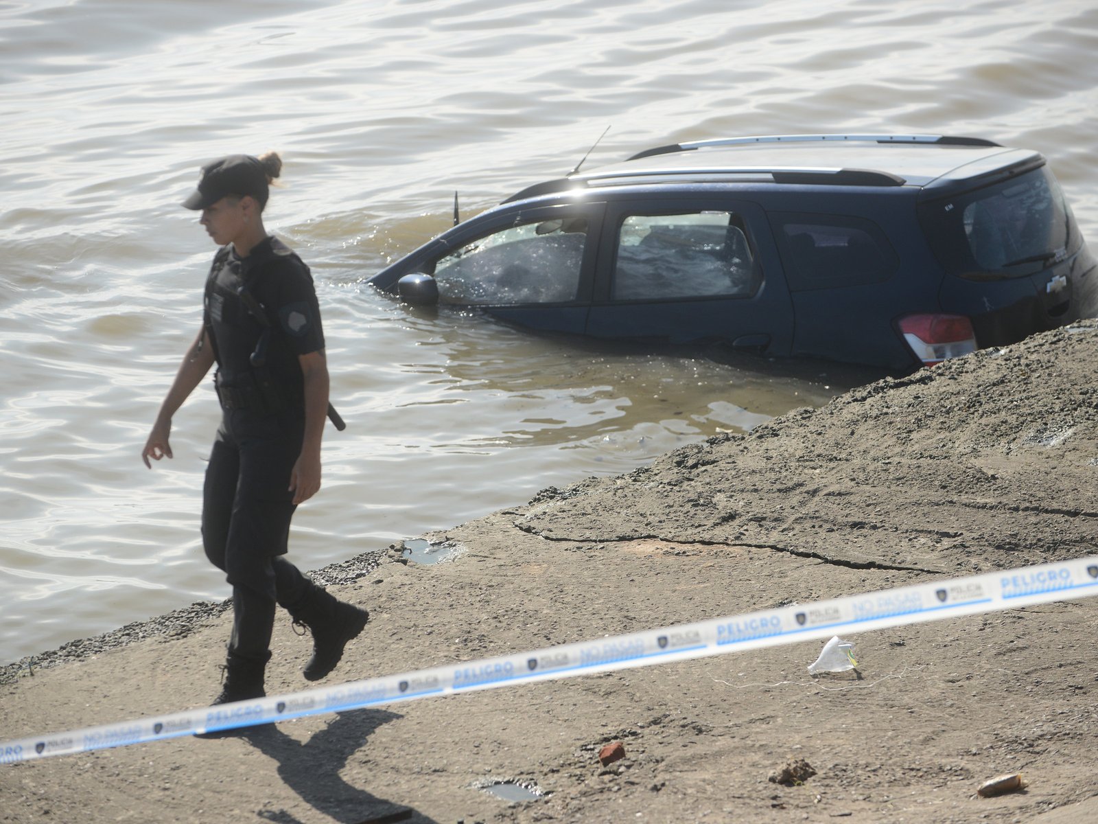el dramático testimonio del hombre que rescató a su mujer y a su hija de las aguas del Río de la Plata