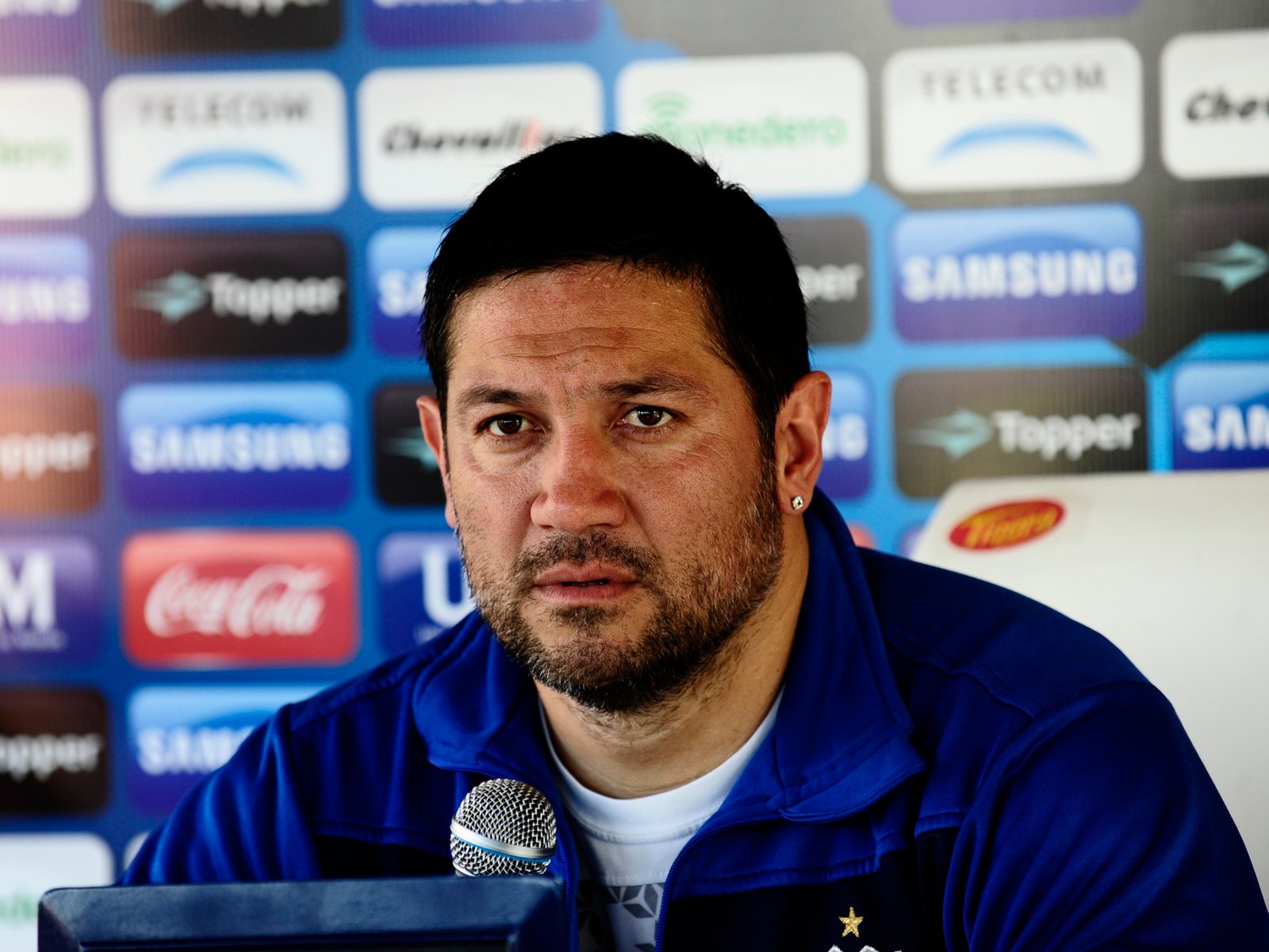 les reclaman 2,6 millones de dólares