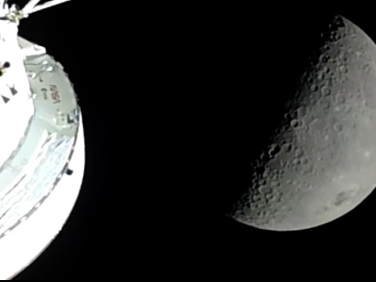 los astronautas rompieron el récord de Apolo 13 y se preparan para ver de cerca el lado oculto de la Luna