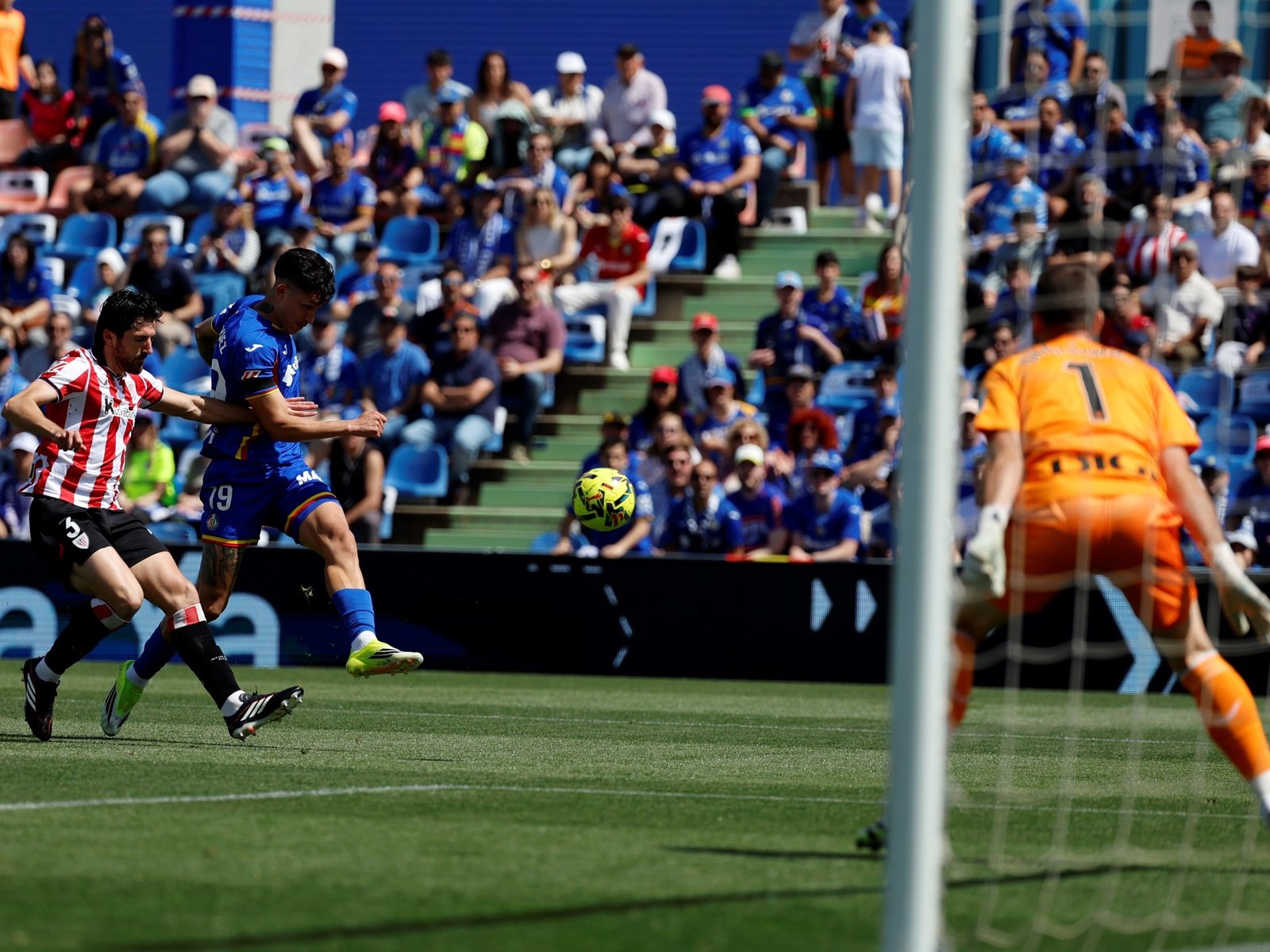 se olvida del descenso y sueña con clasificar a las Copas de Europa