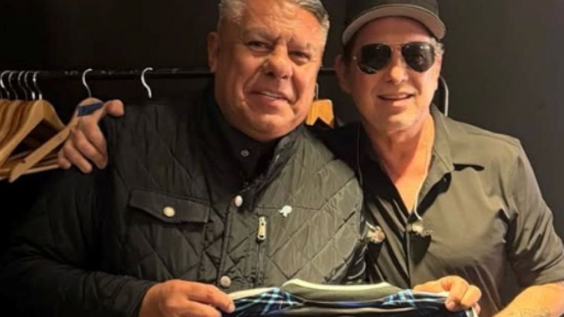 Andrés Calamaro respaldó al presidente de la AFA: "Chiqui Tapia perdón, somos unos gorilas..."
