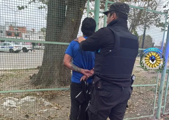 Atraparon a un hombre que intentaba robar una bicicleta en Trelew