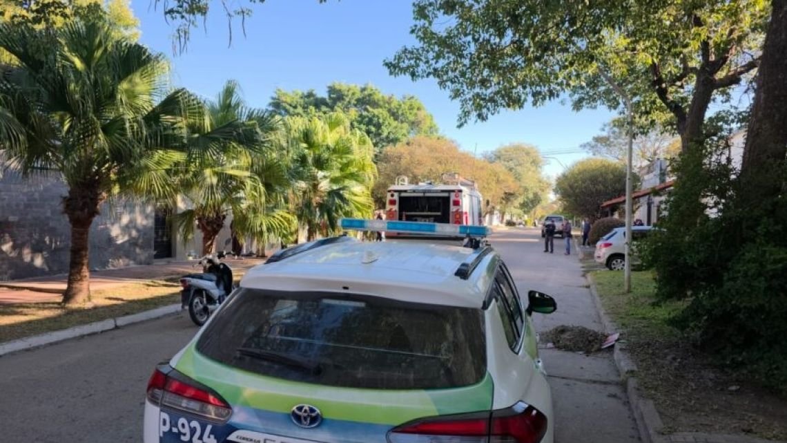 Conmoción en Corrientes: hallaron muerta a una reconocida anestesista en el patio de su casa tras un falso aviso de incendio