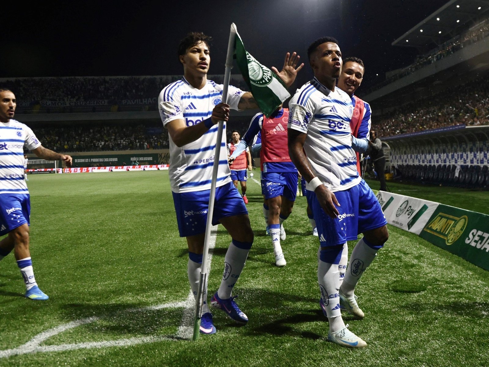 Cruzeiro, antes de visitar a Boca por la Libertadores: empate frente al puntero Palmeiras con todos titulares :: Olé