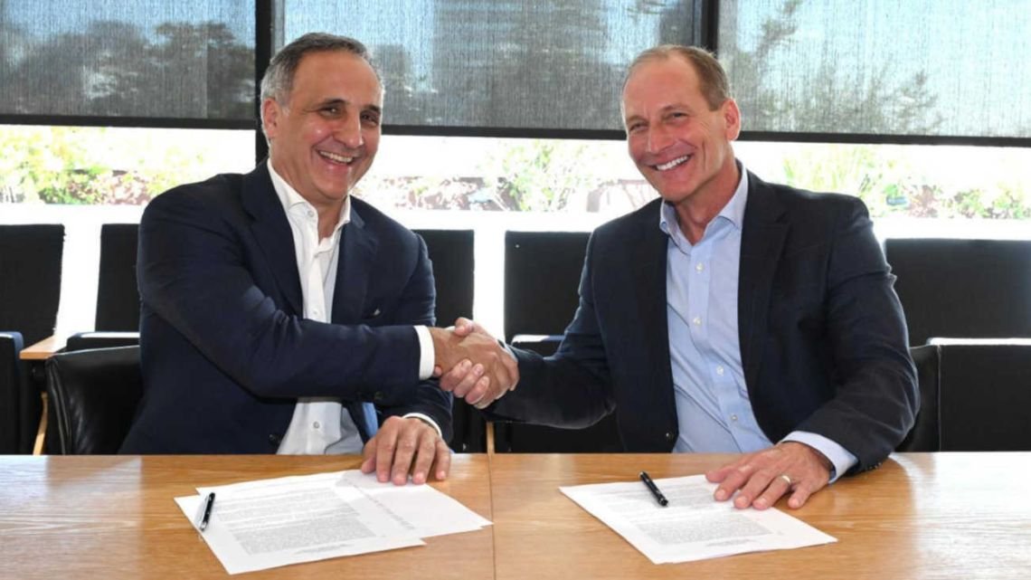 De la mano de PAE, el mayor productor privado de petróleo y gas natural del mundo profundiza sus inversiones en Vaca Muerta
