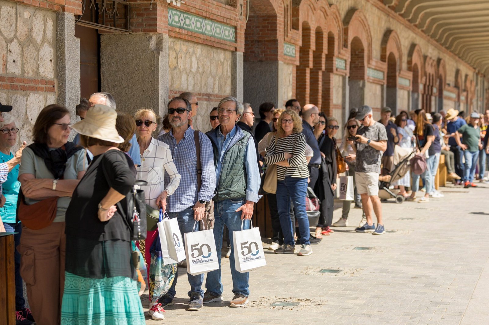 Asistentes al Festival de EL PAÍS, este viernes en Matadero Madrid.