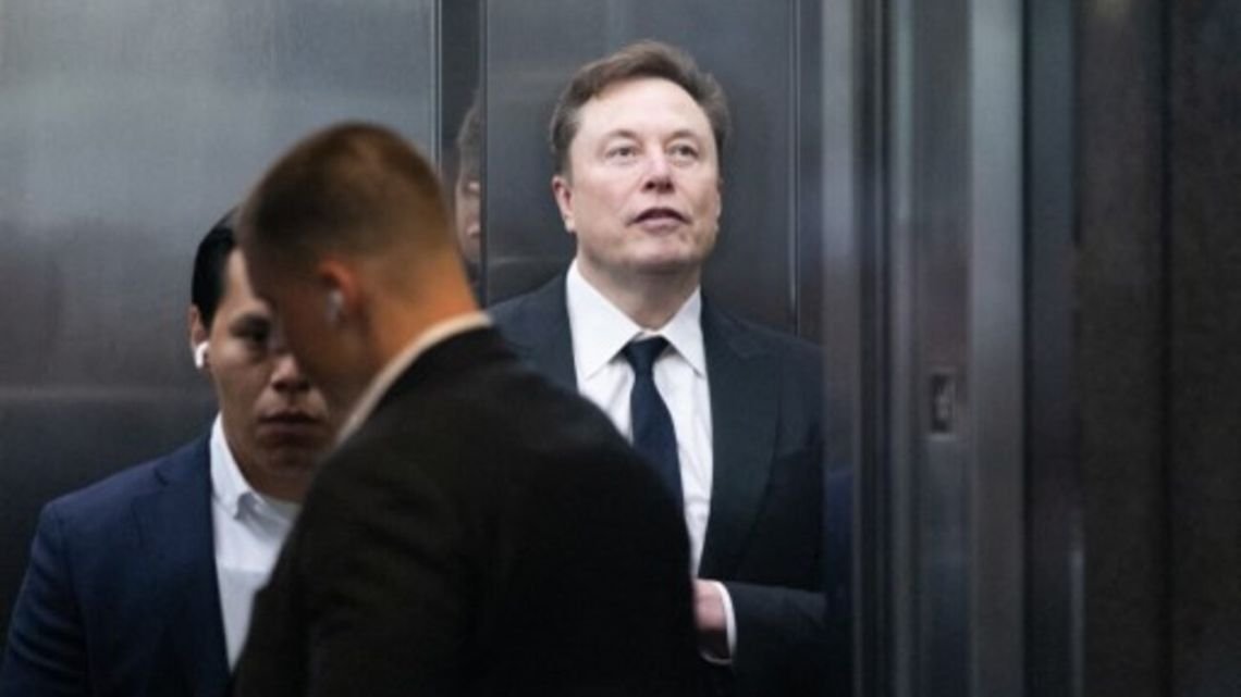 Elon Musk advirtió sobre los riesgos existenciales de la inteligencia artificial sin control
