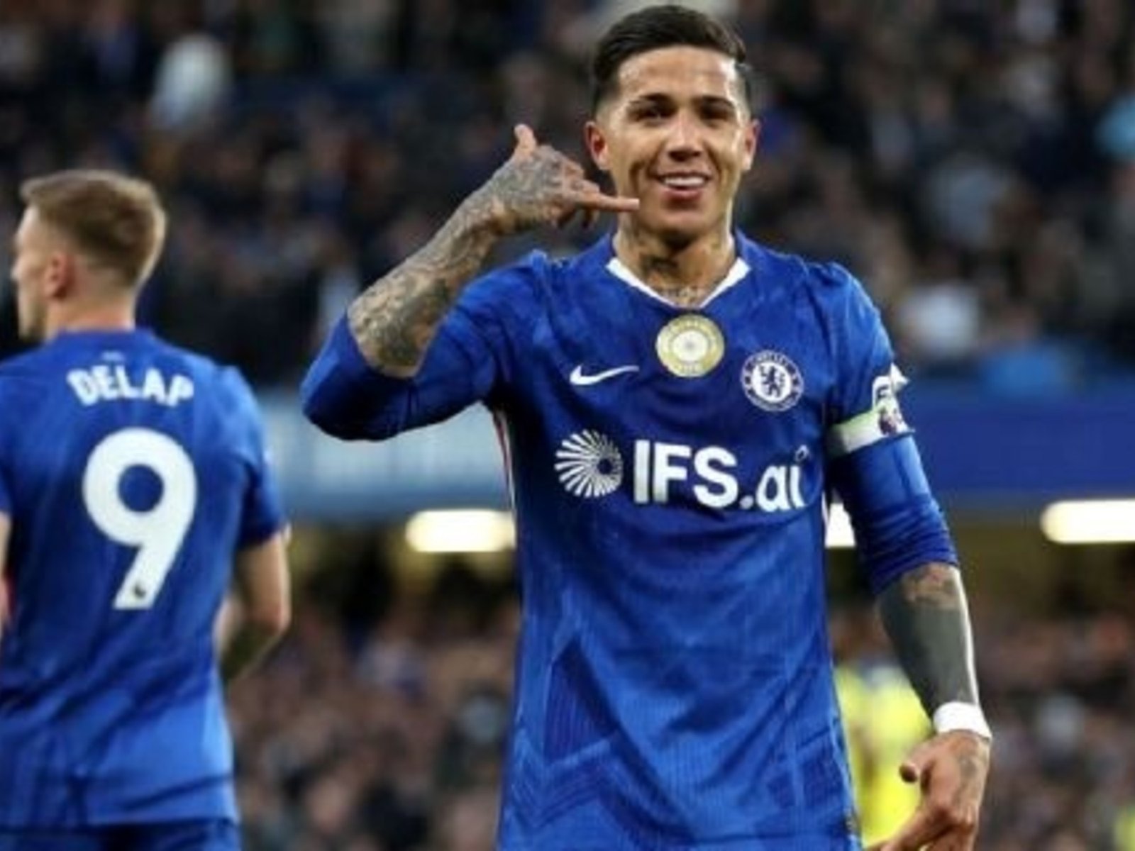 Enzo Fernández abrió la victoria del Chelsea con un golazo y dejó al Tottenham muy complicado