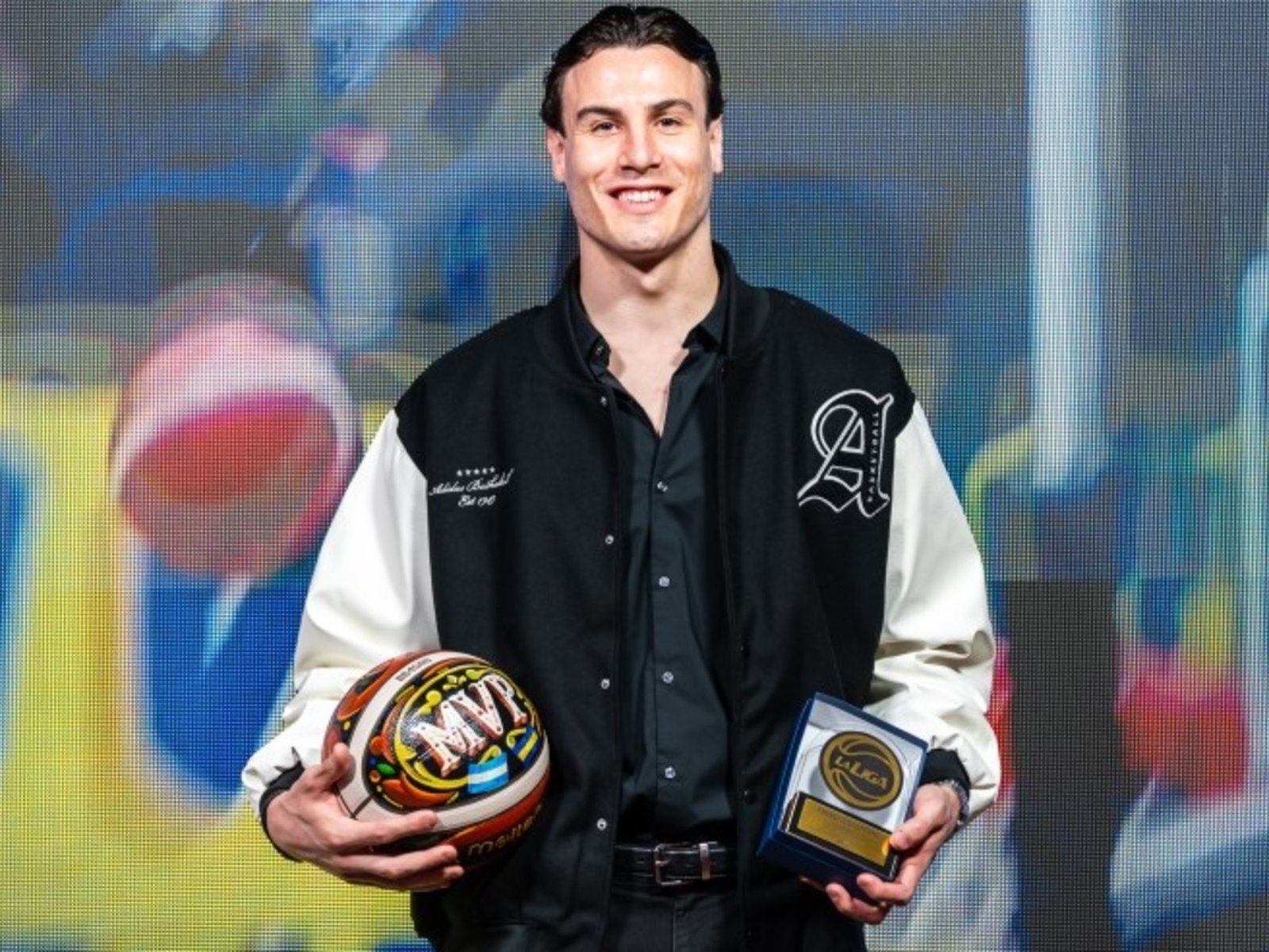 Francisco Cáffaro fue el gran MVP de la Liga Nacional en una gala marcada por el arte y la identidad propia