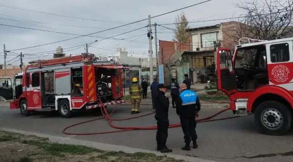 Importante incendio en una vivienda de Madryn