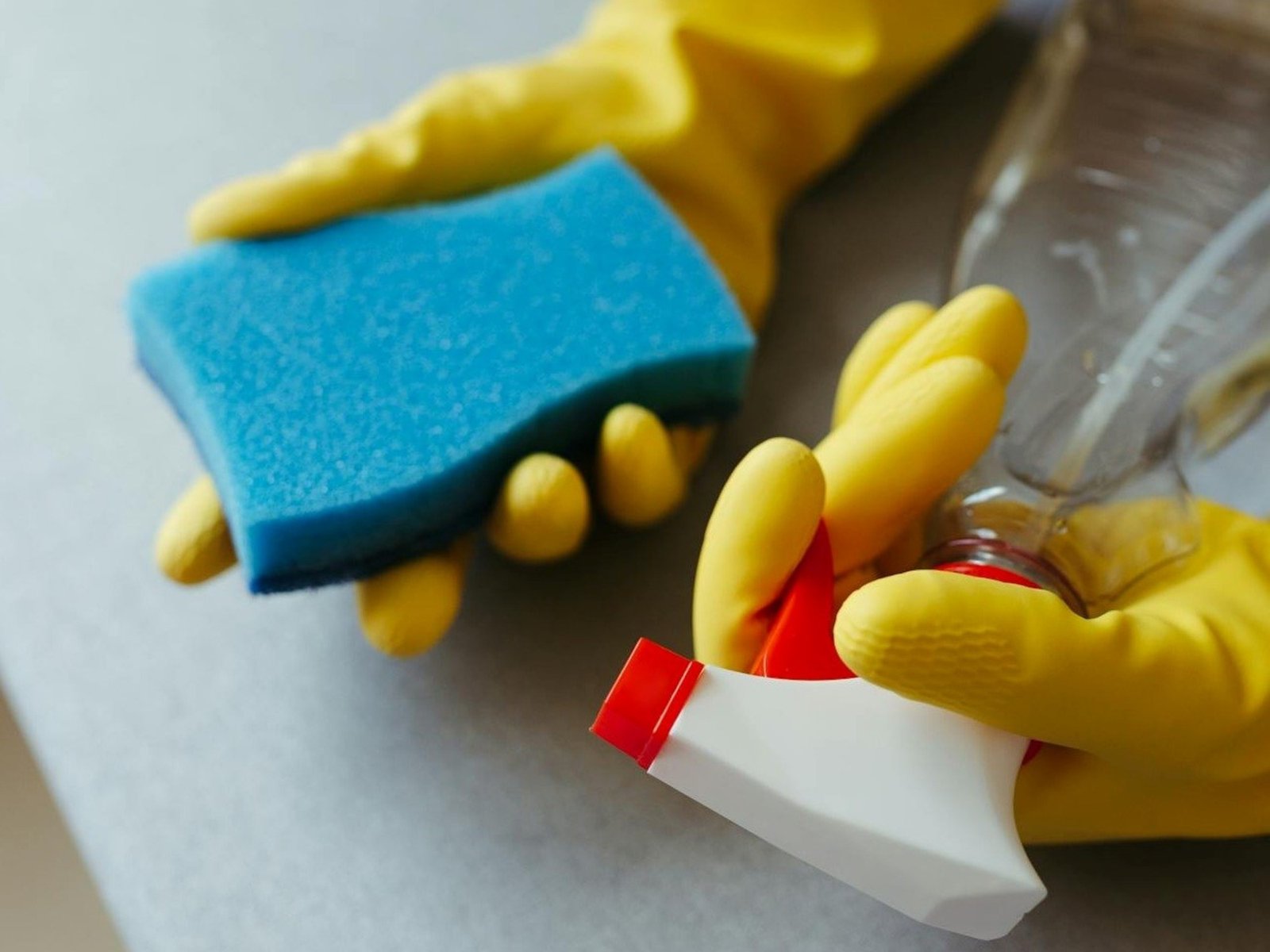 La ANMAT prohibió la venta de productos de limpieza sin registro sanitario