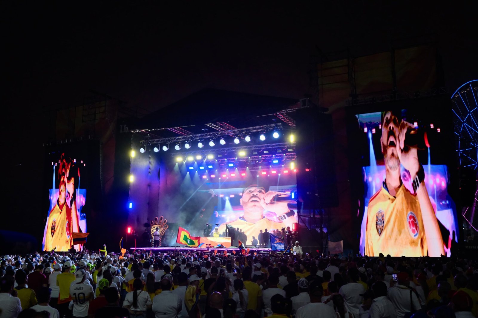Abelardo de la Espriella durante el cierre de campaña en Barranquilla.