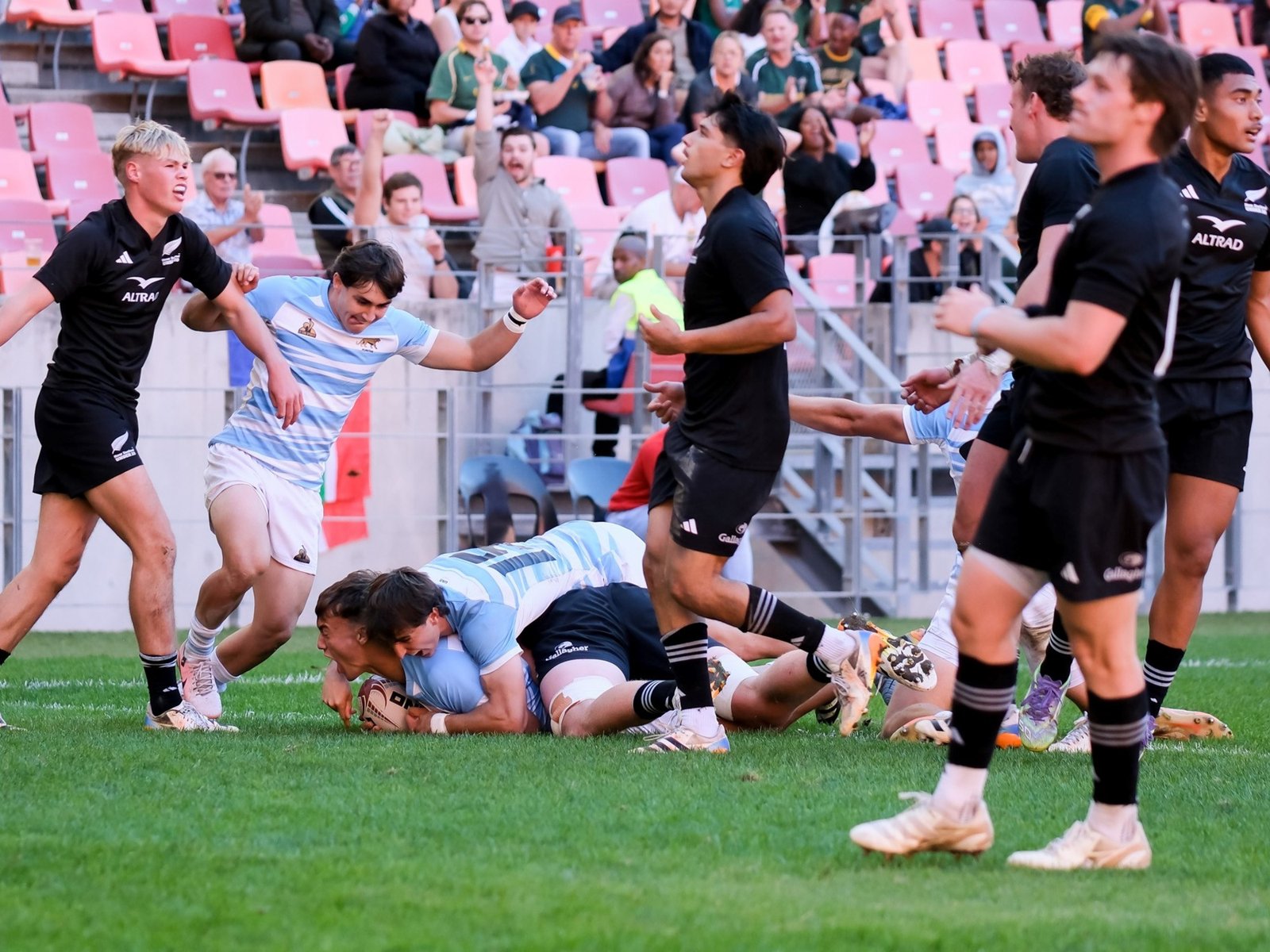 Los Pumitas vencieron a Nueva Zelanda y lograron su primer triunfo ante los Baby Blacks