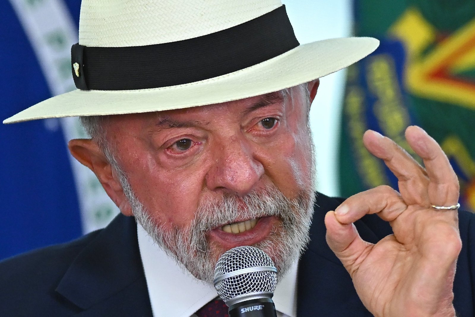 Lula lanza un balón de oxígeno a 28 millones de brasileños endeudados a pocos meses de las elecciones