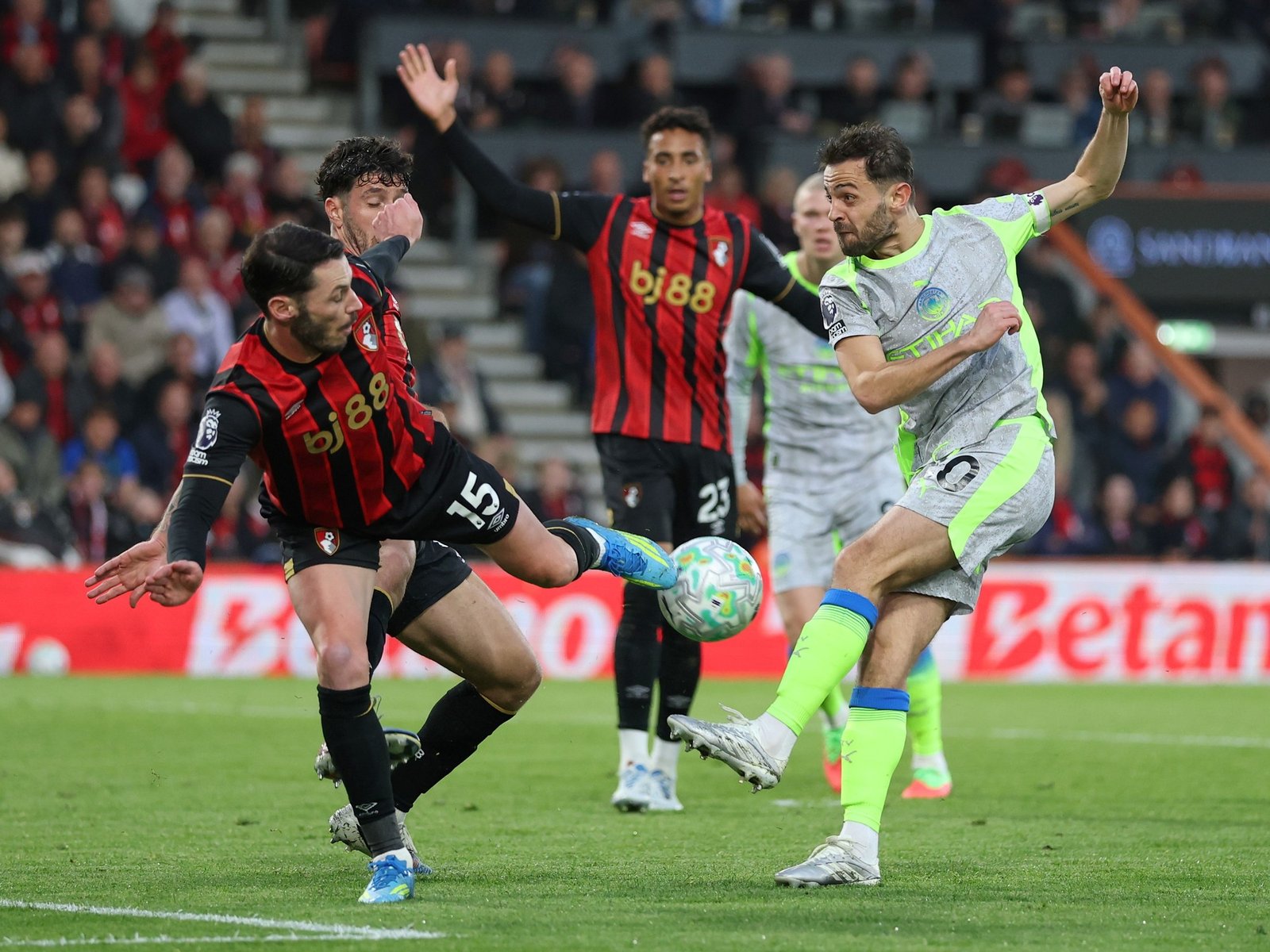 Manchester City no pudo con Bournemouth, ¿en el fin de la era Guardiola?