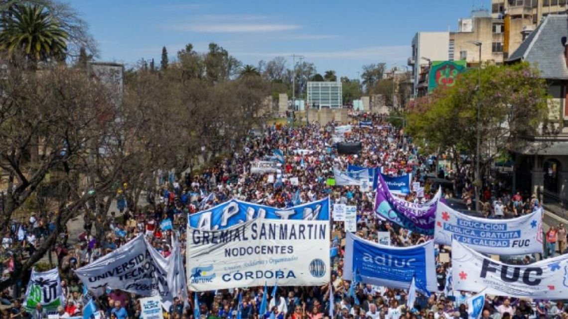 Marcha Federal Universitaria en Córdoba: Diputados rechazó el veto y ratificó la ley de financiamiento
