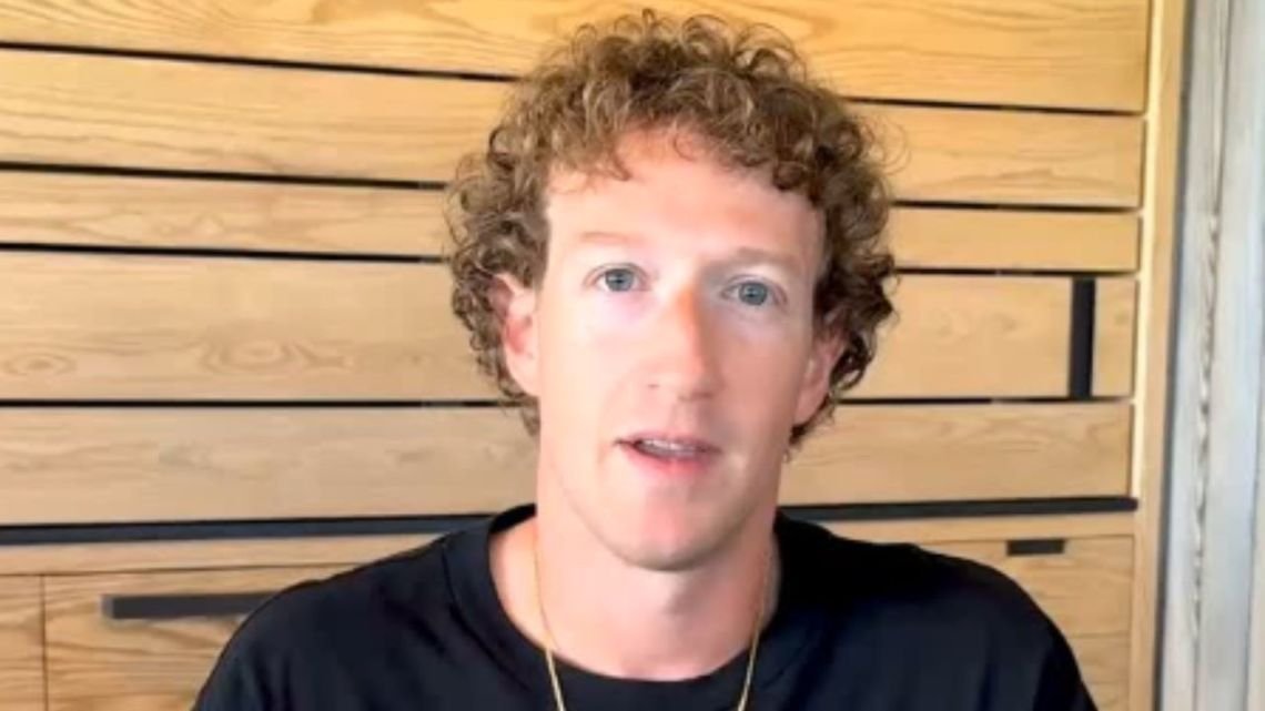 Mark Zuckerberg cumple 42: del dormitorio de Harvard al dominio de la IA