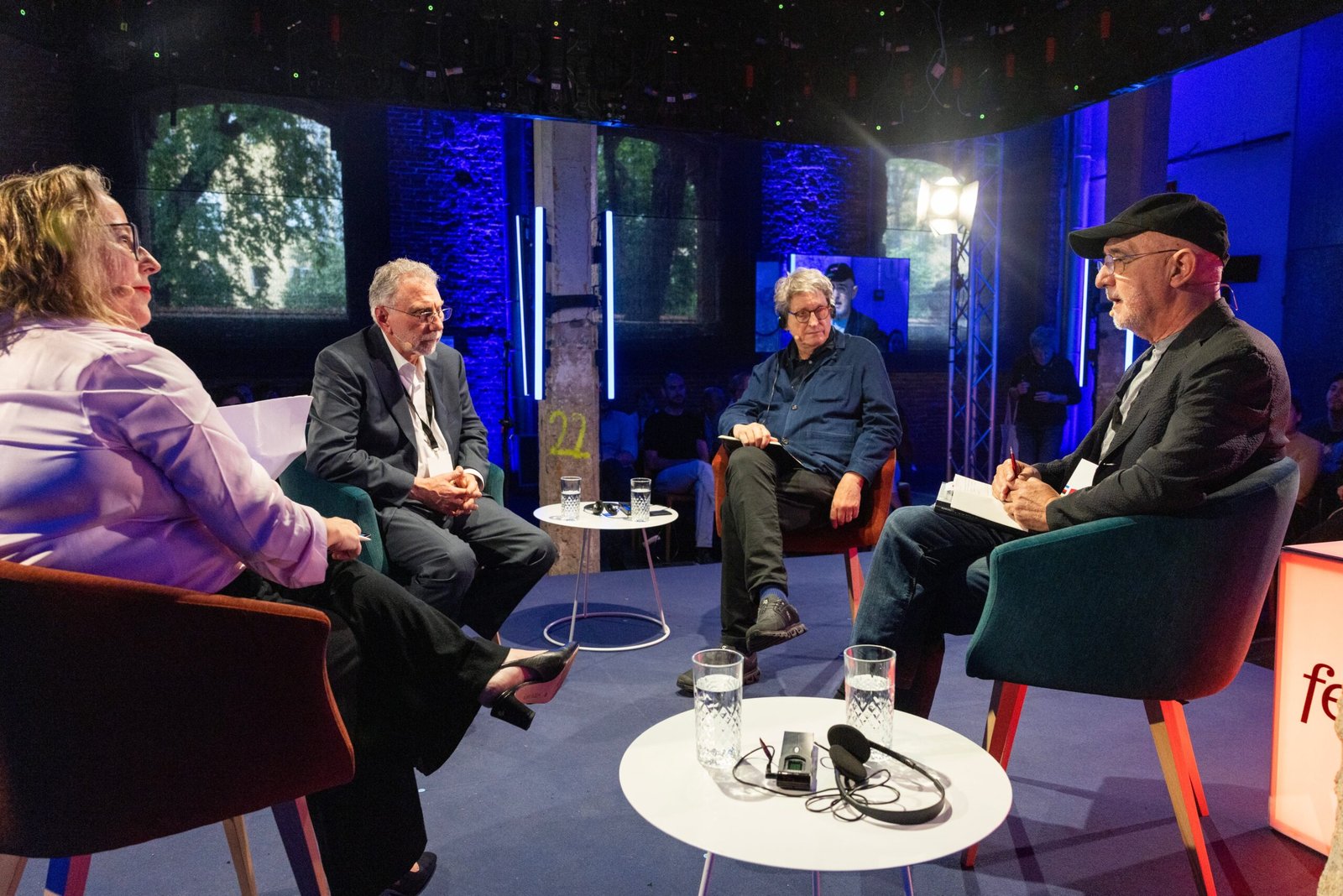 De izquierda a derecha: Patricia Fernández de Lis, Martin Baron, Alan Rusbridger y Daniel Innerarity, en el Festival de EL PAÍS.
