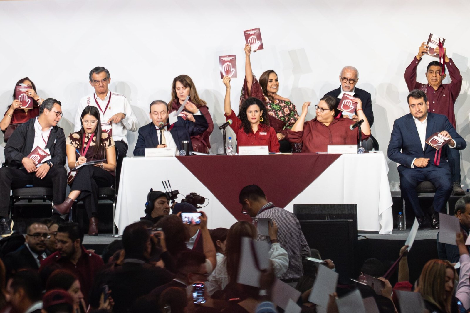 Morena celebra el VIII Congreso Nacional Extraordinario donde designa a la nueva Presidenta Nacional, Ariadna Montiel.