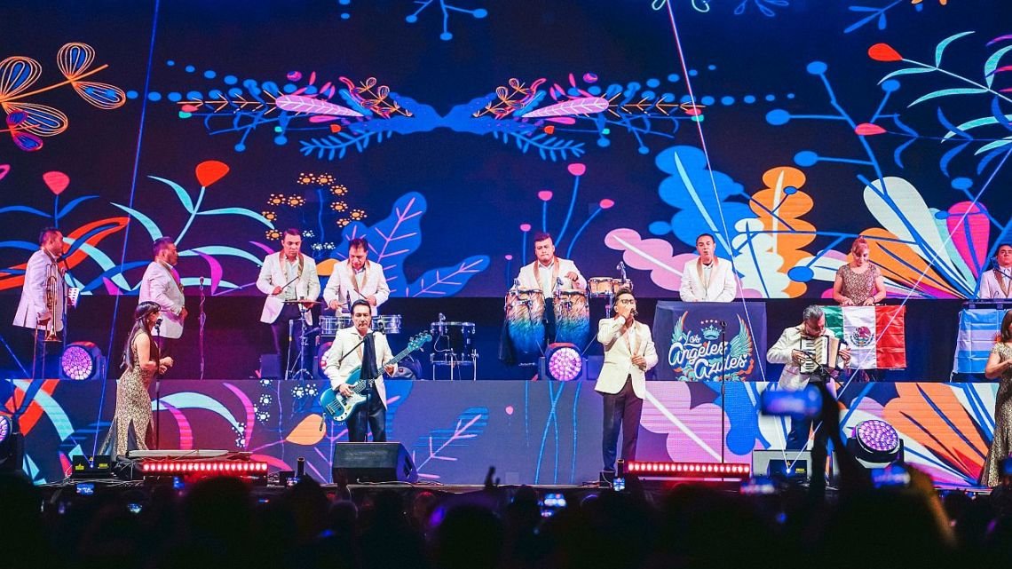 Primera noche de Los Angeles Azules en Buenos Aires: fervor de los fans y pura cumbia tradicional